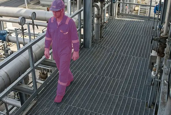 AI segmentation mask flagging a worker with no personal H2S monitor