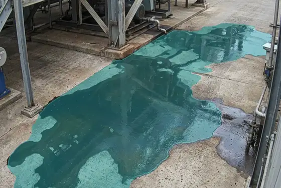 AI segmentation mask on a hydrocarbon pool spill spreading on plant concrete