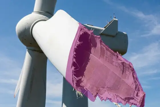 AI segmentation mask on a missing or damaged wind blade tip
